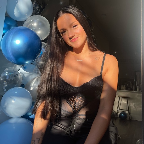 Meet your Posher, Mackenzie - Picture 1 of 1